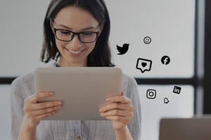 20220608_social_media_advertising_header