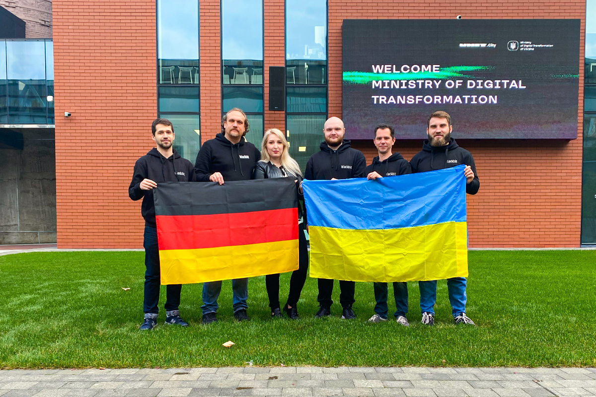 Internationaler Team-Spirit: Blackbit ist eine Einheit.