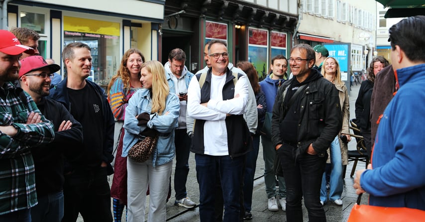 The Blackbits on a guided tour of the city