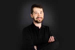 Blackbits neuer Backend-Entwickler unterstützt unser Team am Standort Kiew