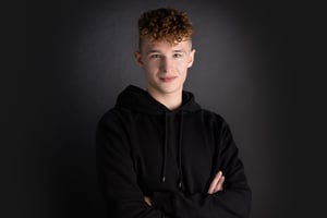 Hallo Leon! Unser Werkstudent im Online-Marketing Leon stellt sich im Interview vor.